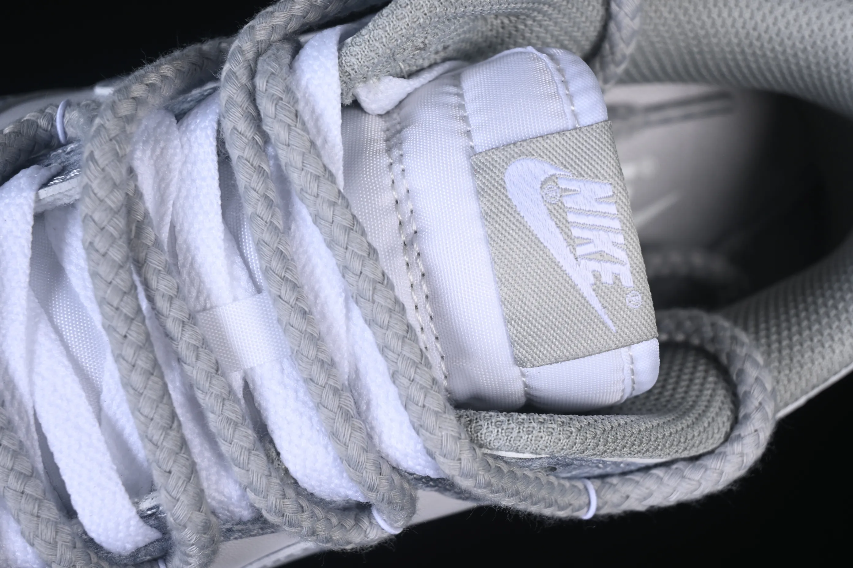 All categories Nk SB Dunk Series Nk SB Dunk Low High-end customized low-top sneakers Nike SB Dunk Low straps Anniversary high-end customized low-top casual sneakers DD1873-113